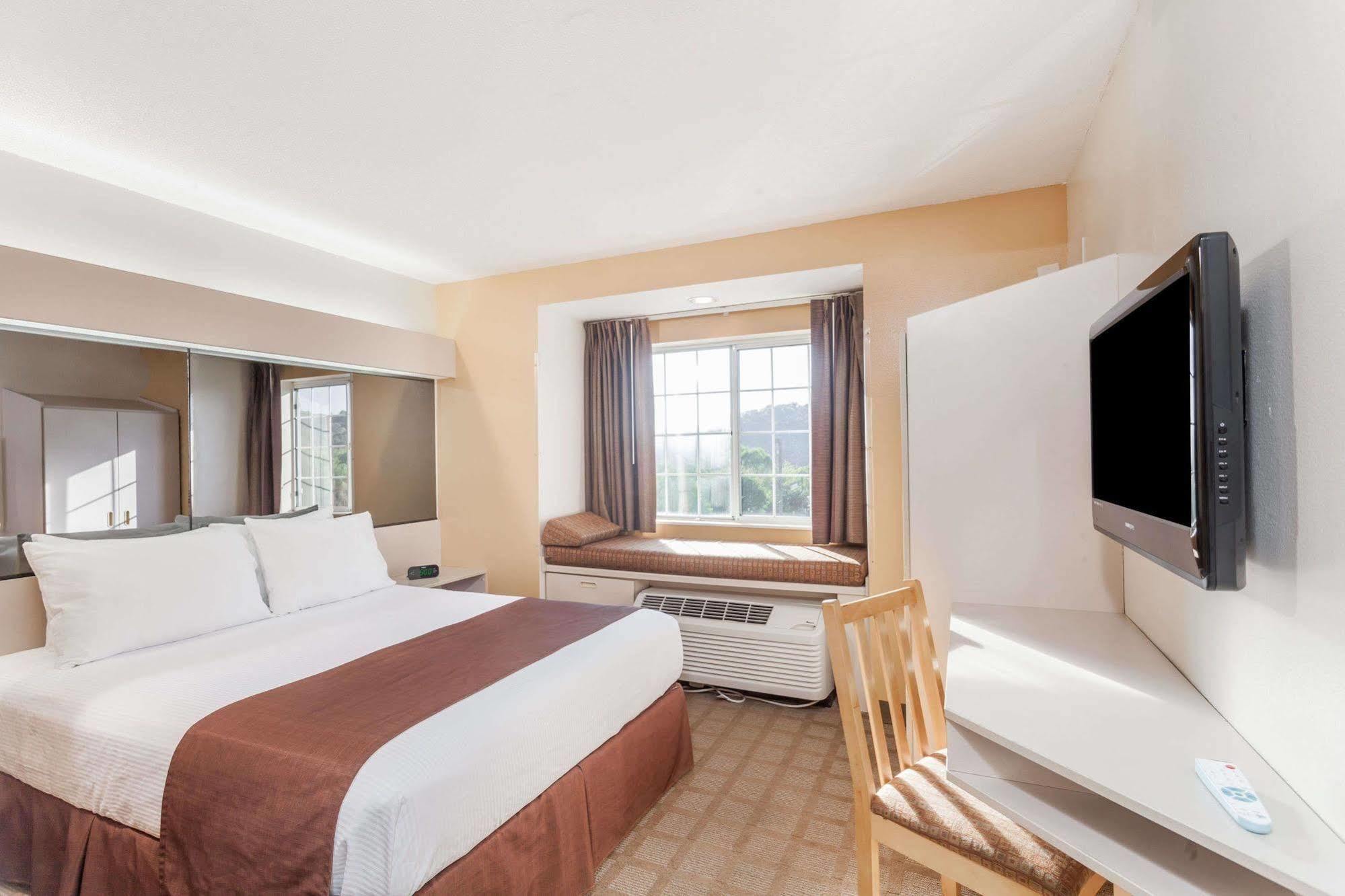 Microtel Inn & Suites By Wyndham Nashville Eksteriør bilde
