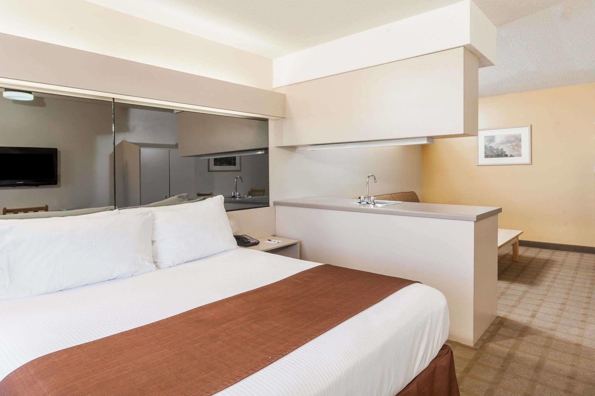 Microtel Inn & Suites By Wyndham Nashville Eksteriør bilde