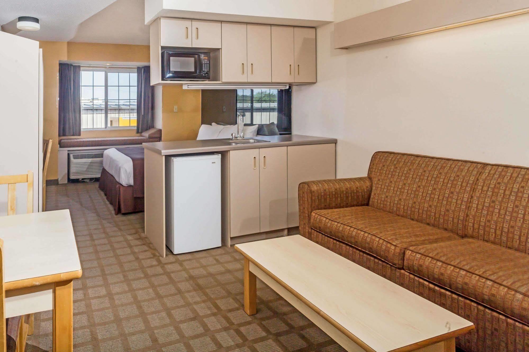 Microtel Inn & Suites By Wyndham Nashville Eksteriør bilde